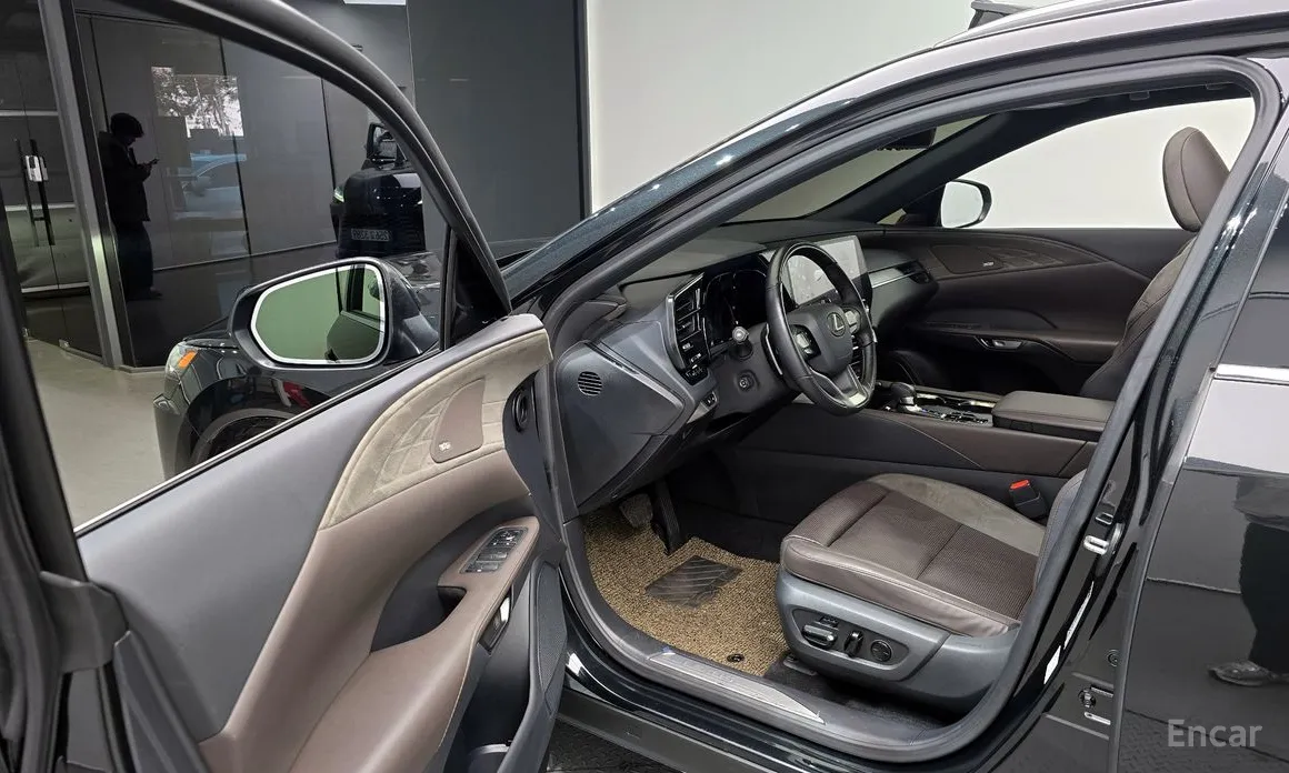 Lexus RX 2023 Luxury