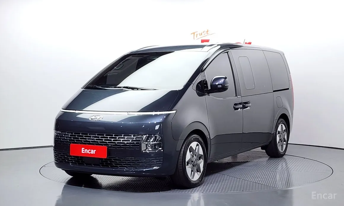 Hyundai Staria 2021 4WD Tourer 9-Seater