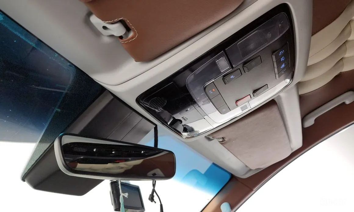 Hyundai Staria 2021 4WD Tourer 9-Seater