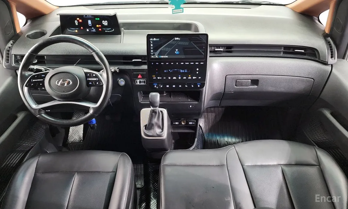 Hyundai Staria 2021 4WD Tourer 9-Seater