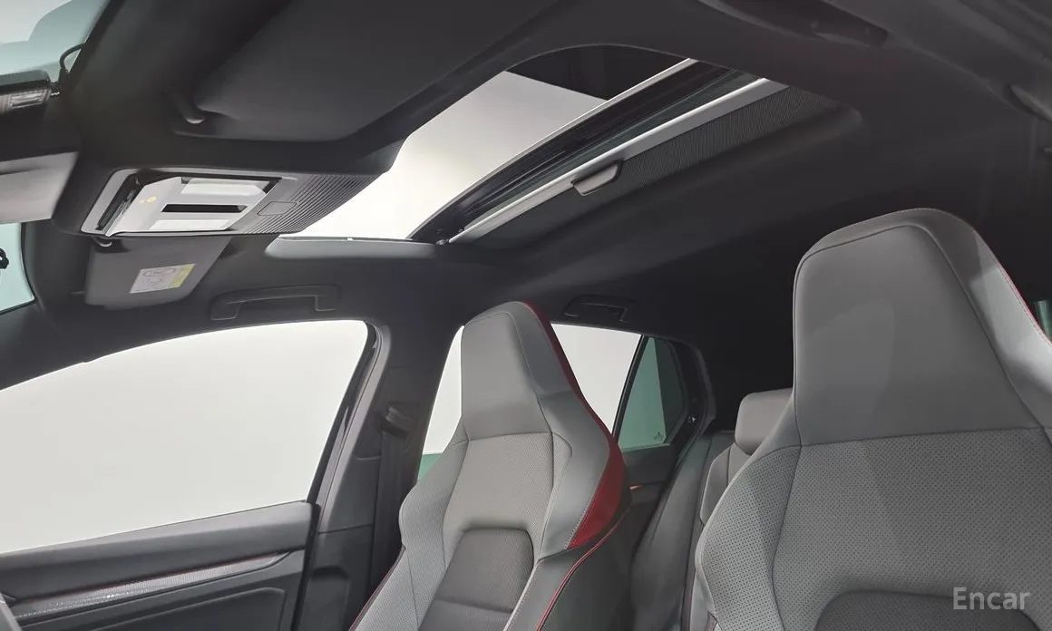 Volkswagen Golf 2022 2.0 GTI