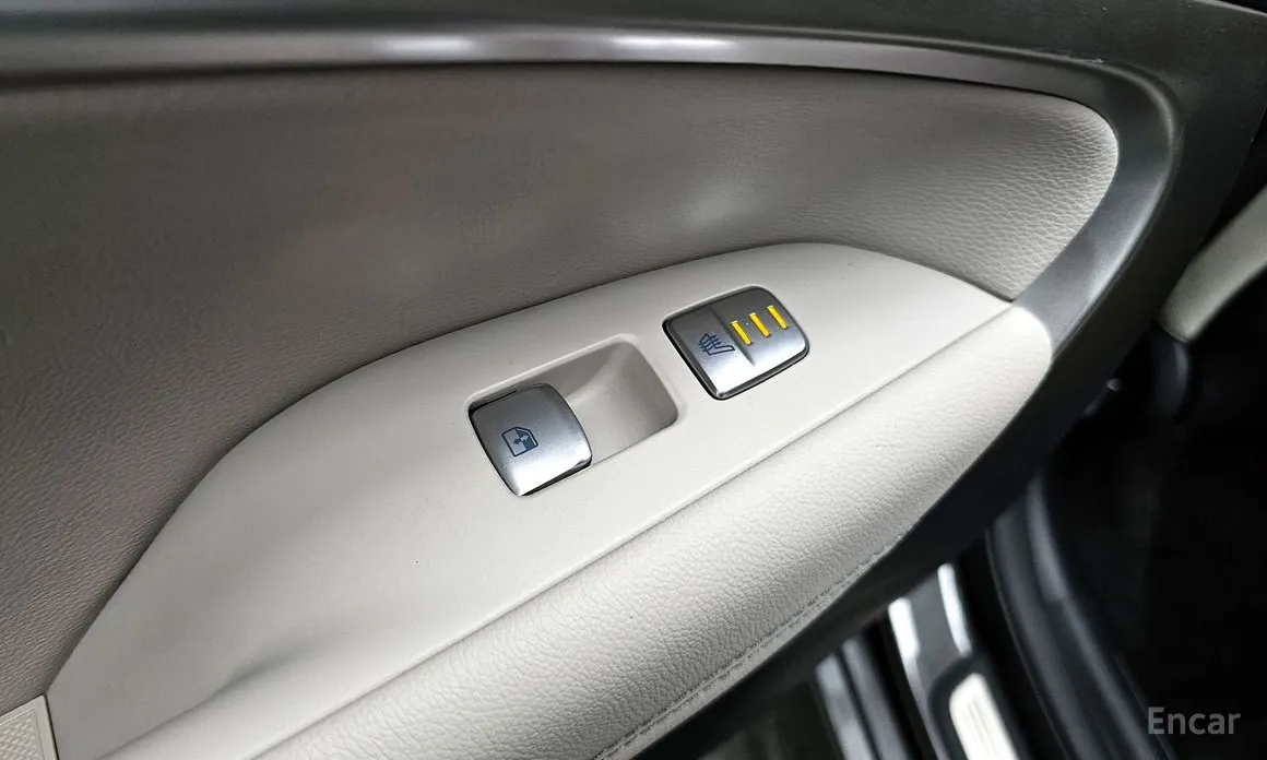 Genesis G70 2022 Gasoline 2.0T 2WD