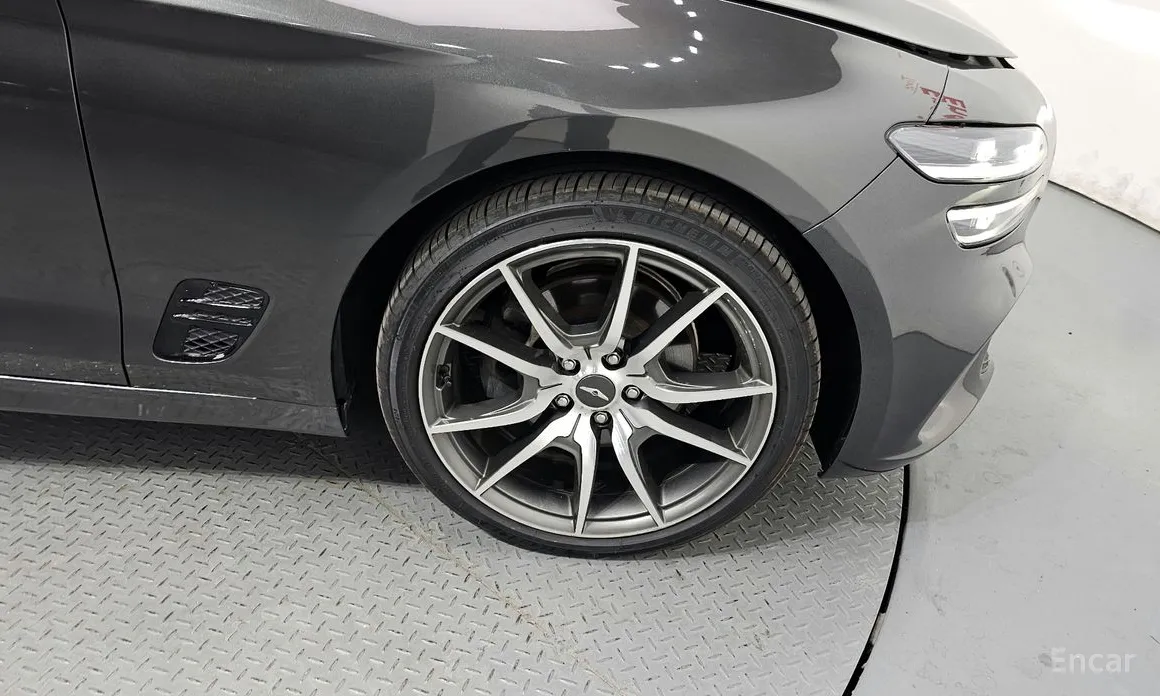 Genesis G70 2022 Gasoline 2.0T 2WD