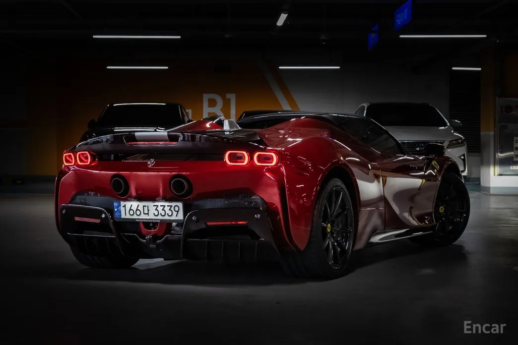 Ferrari SF90 2021 4.0