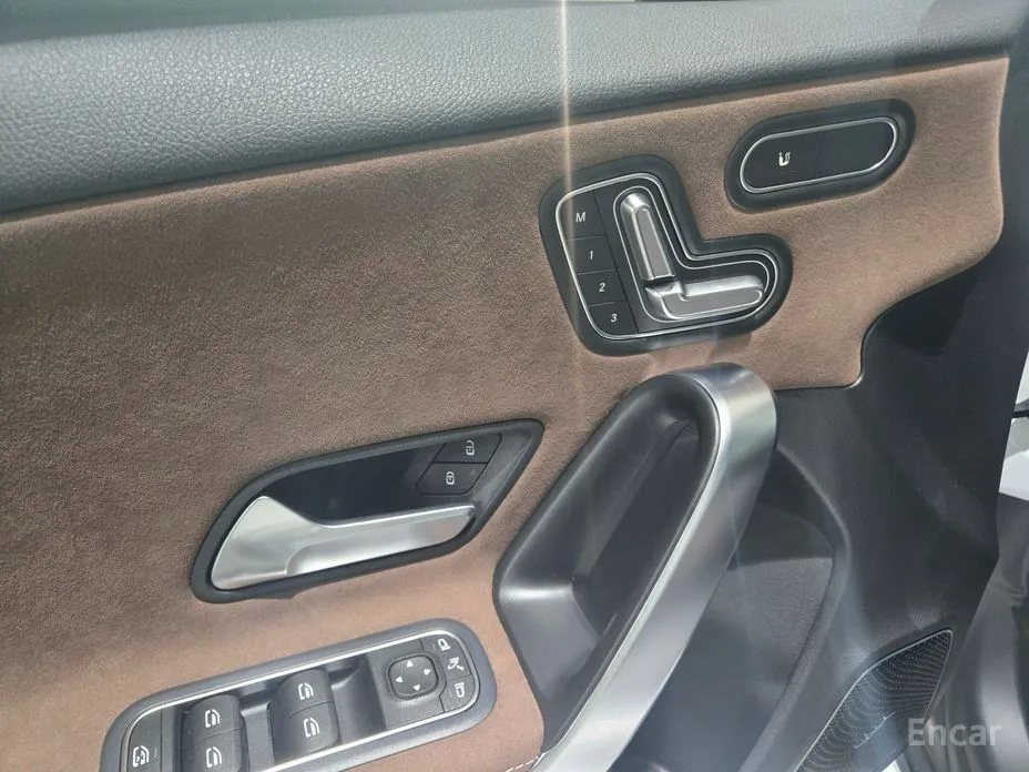 Mercedes-Benz A-Class 2019 AMG A45 S 4MATIC+ Hatchback