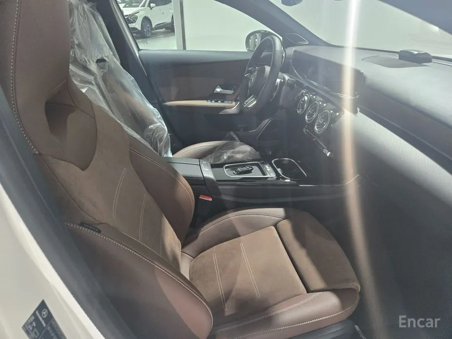 Mercedes-Benz A-Class 2019 AMG A45 S 4MATIC+ Hatchback