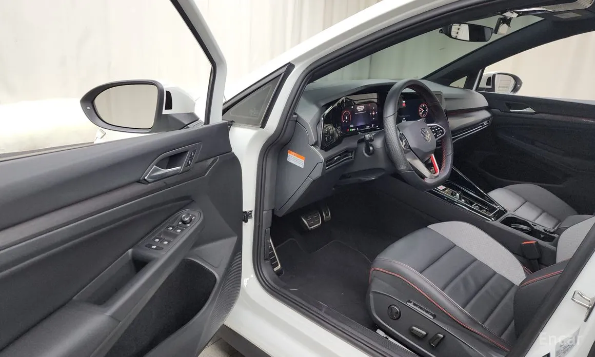 Volkswagen Golf 2022 2.0 GTI