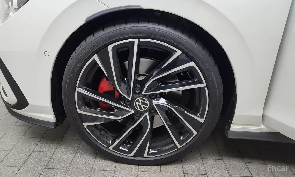 Volkswagen Golf 2022 2.0 GTI