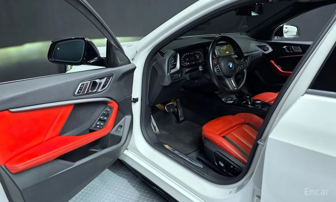 BMW 1 Series 2020 M135i xDrive