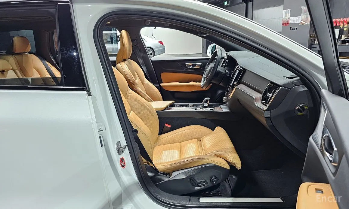 Volvo V60 2019 B5 Pro AWD