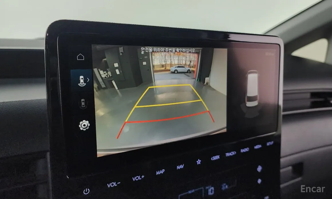 Hyundai Staria 2021 4WD Tourer 11-Seater