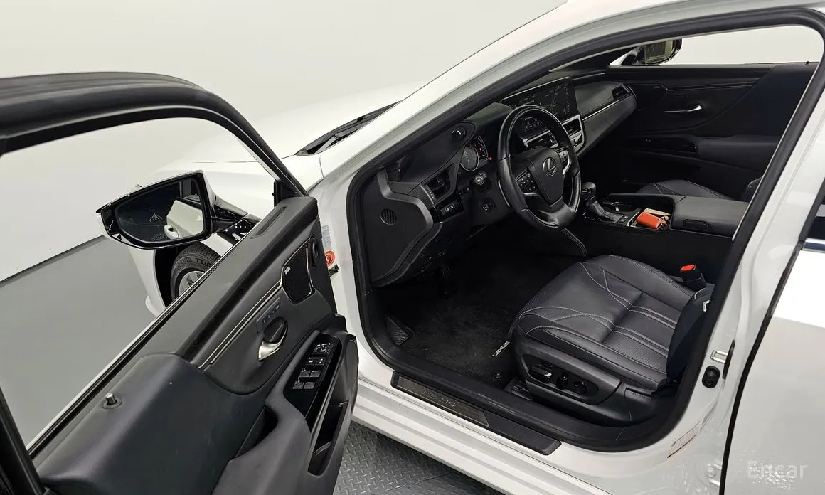 Lexus ES 2018 Executive