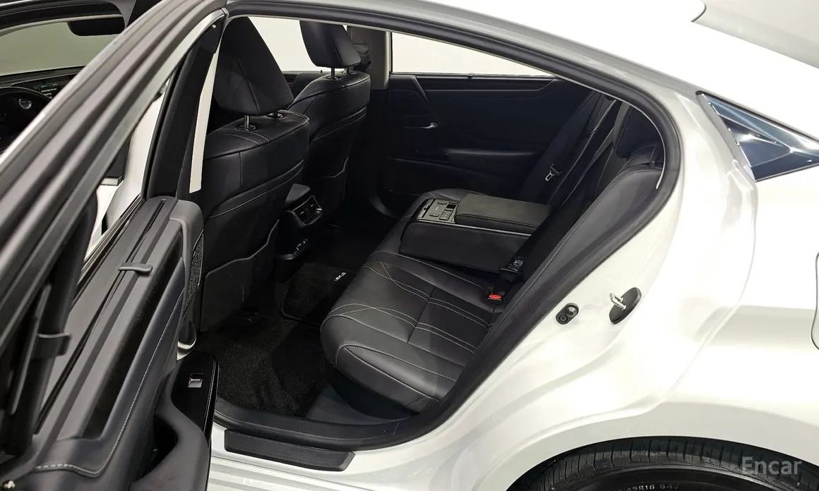 Lexus ES 2018 Executive