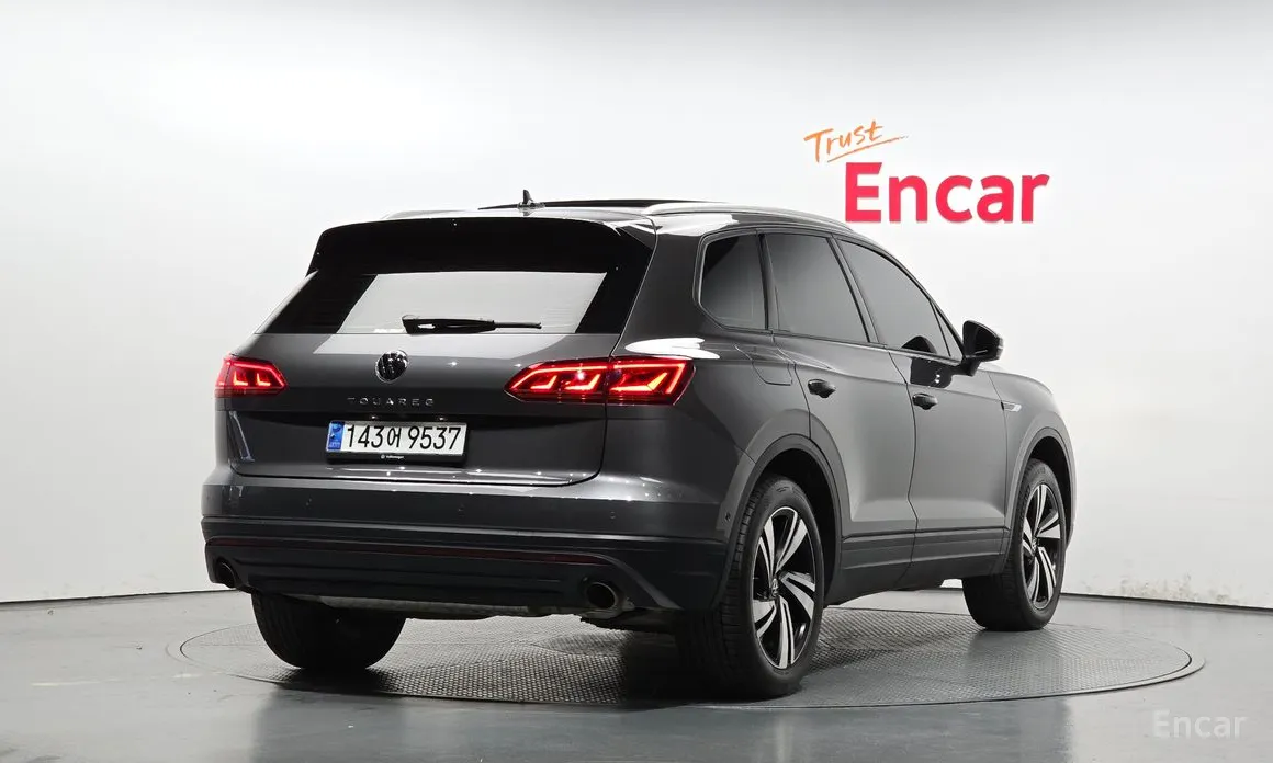 Volkswagen Touareg 2019 3.0 TDI Premium