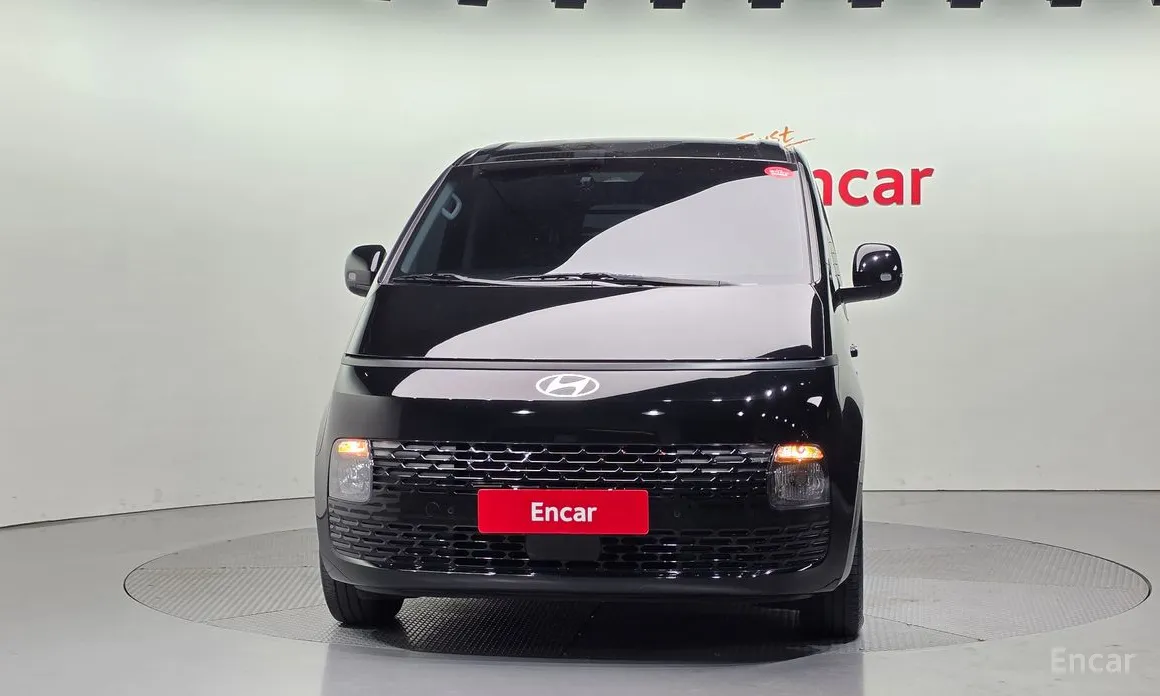 2021 Hyundai Staria