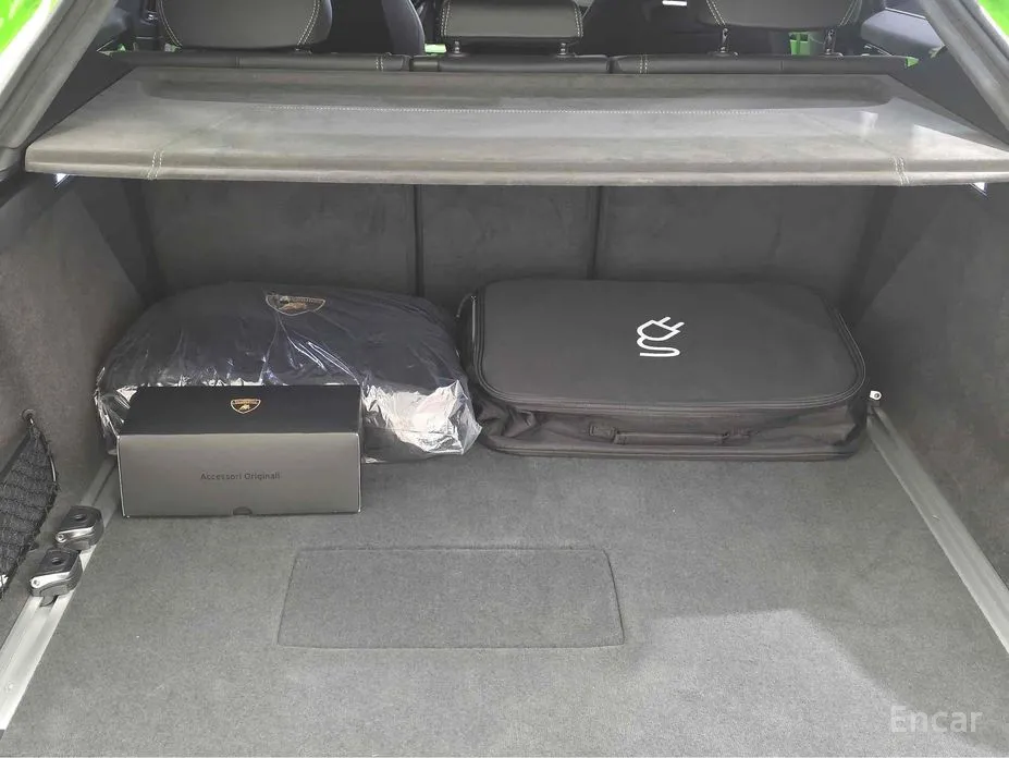 Lamborghini Urus 2018 4.0 V8 SE