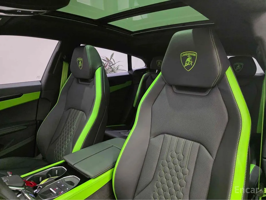 Lamborghini Urus 2018 4.0 V8 SE