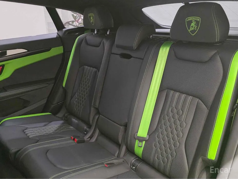 Lamborghini Urus 2018 4.0 V8 SE