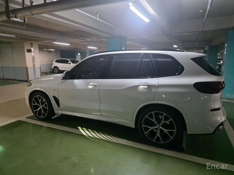 BMW X5 2019 xDrive 40i M Sport