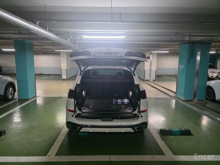 BMW X5 2019 xDrive 40i M Sport