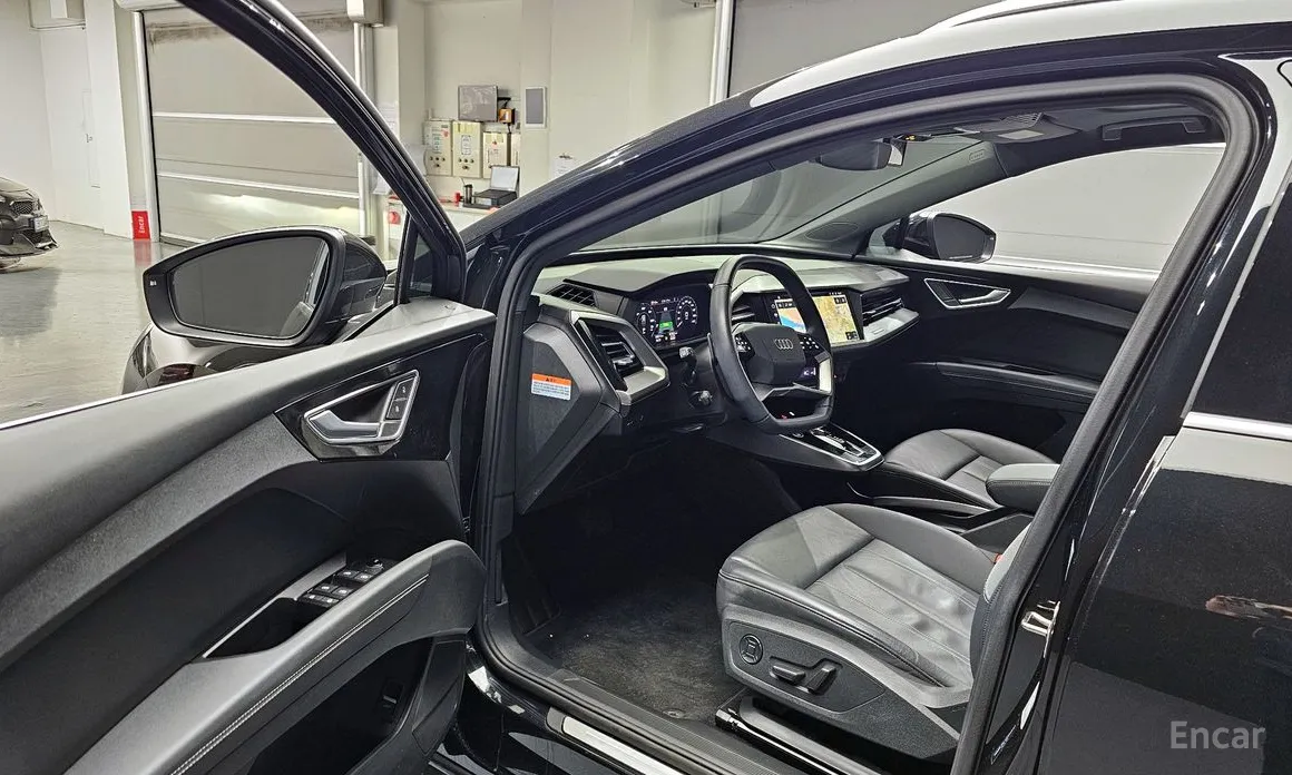 Audi Q4 e-tron 2022 40