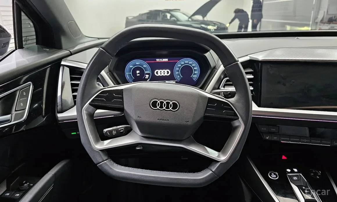 Audi Q4 e-tron 2022 40
