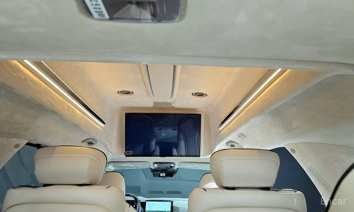 Kia Carnival 2023 Gasoline 9-Seater Hi Limousine (7-seater Limousine(Special vehicle)