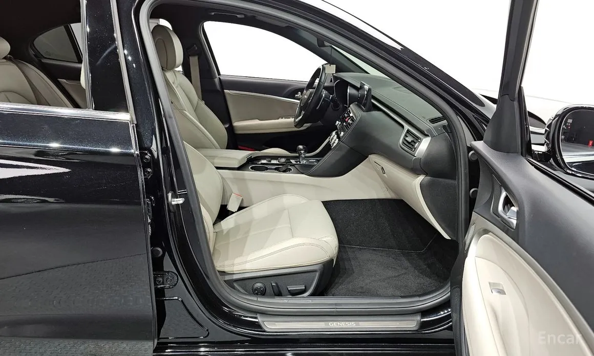 Genesis G70 2022 Gasoline 2.0T 2WD