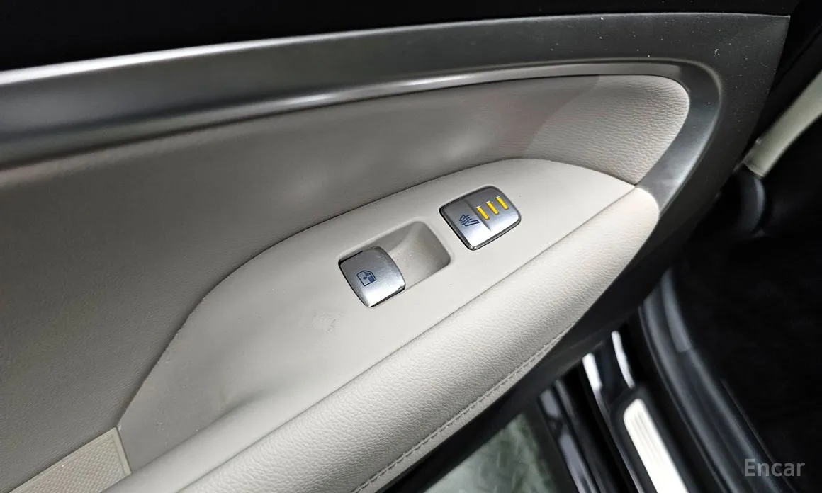 Genesis G70 2022 Gasoline 2.0T 2WD