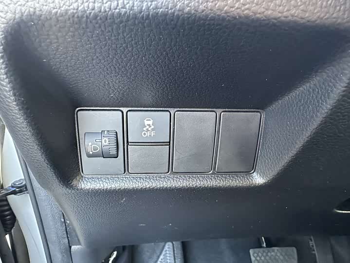 Honda Life 2021 2021款 1.5L CVT CRO-S乐趣版