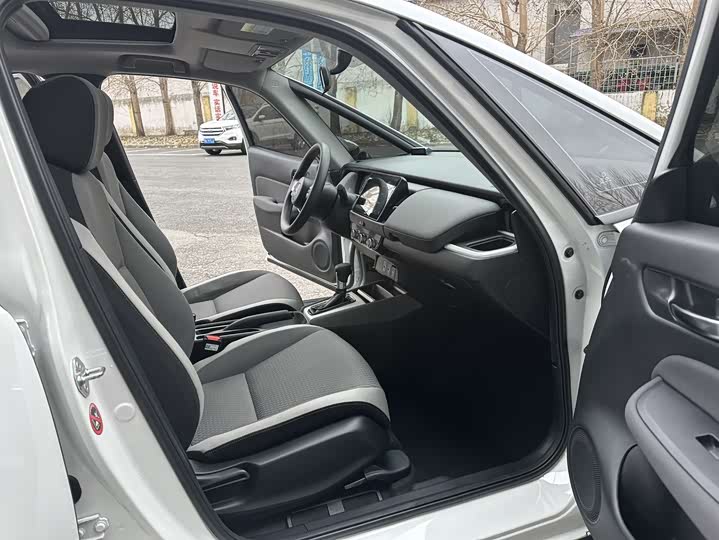 Honda Life 2021 2021款 1.5L CVT CRO-S乐趣版