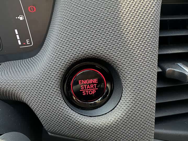 Honda Life 2021 2021款 1.5L CVT CRO-S乐趣版