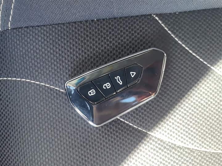 Jetour X70M 2021 2021款 1.5T DCT豪华伙伴型 7座