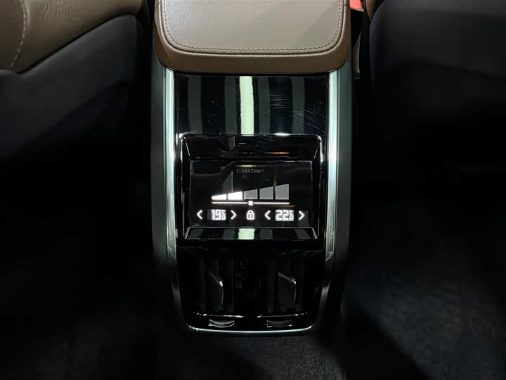 Volvo S90 2025 2025款 B5 智远豪华版