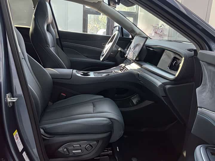 BYD Sea Lion 07 DM-i Hybrid 2025 2025款 150 领航+版