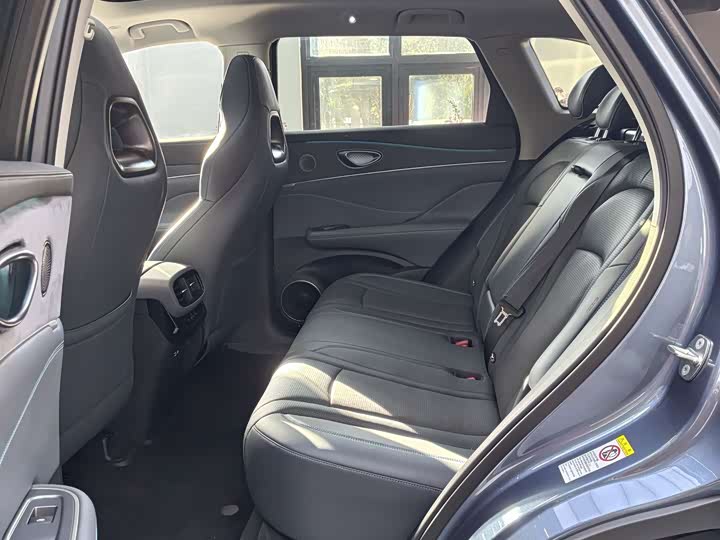 BYD Sea Lion 07 DM-i Hybrid 2025 2025款 150 领航+版