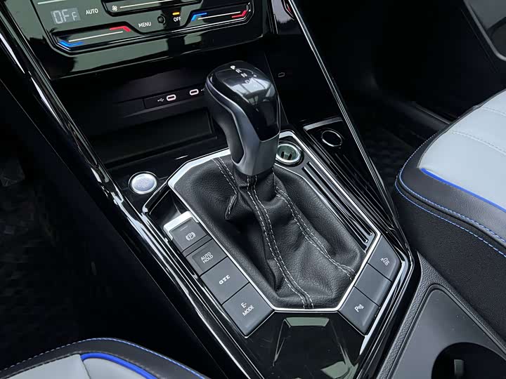 Volkswagen Tayron GTE Hybrid 2023 2023款 280TSI 豪华Plus进阶版