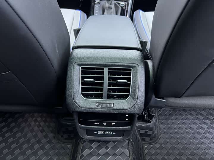 Volkswagen Tayron GTE Hybrid 2023 2023款 280TSI 豪华Plus进阶版