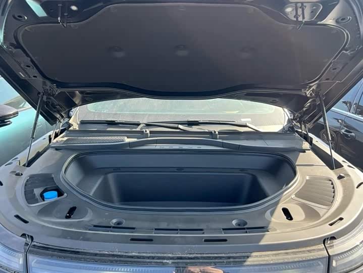 XPeng G9 2025 2025款 625 长续航 Max