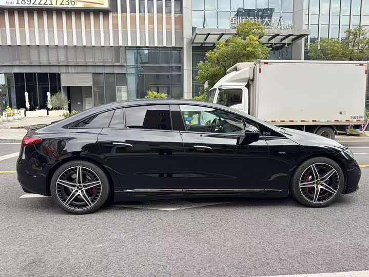Mercedes-Benz EQE AMG 2023 2023款 AMG EQE 53 4MATIC+
