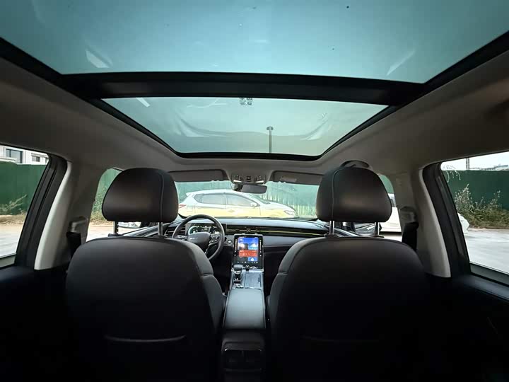 Roewe RX5 2023 2023款 PLUS 330TGI 自动领潮智享版