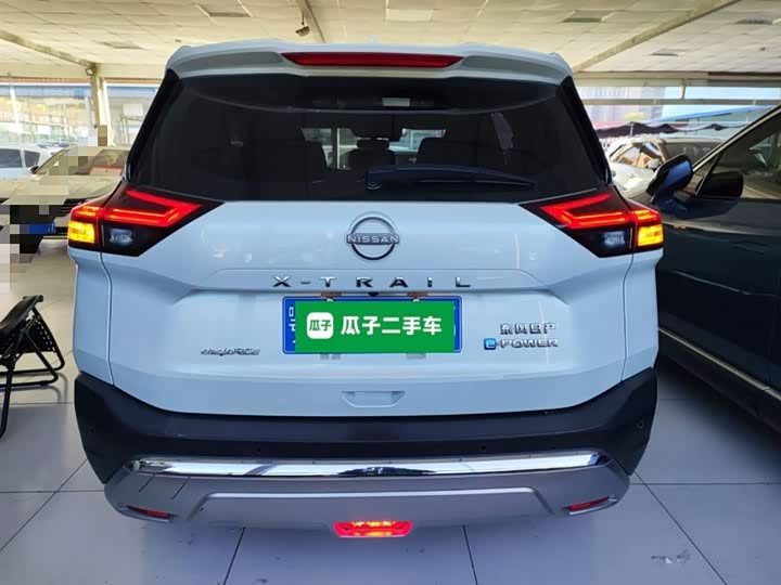 Nissan X-Trail 2023 2023款 e-POWER 超混双电机四驱豪华版