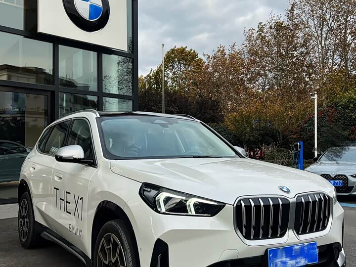 BMW X1 2024 2024款 sDrive25Li X设计套装