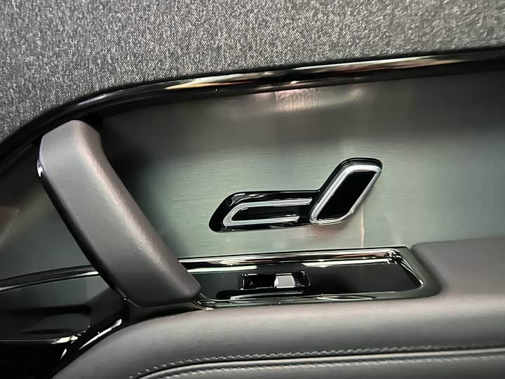 Land Rover Range Rover Sport 2024 2024款 400PS Dynamic SE