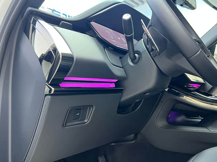 Land Rover Range Rover Sport 2024 2024款 400PS Dynamic SE