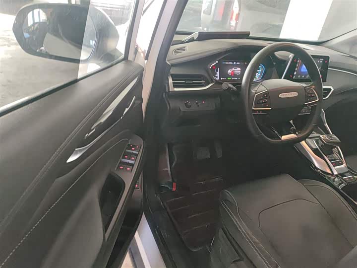 Maxus Euniq 5 2020 2020款 1.3T PLUG IN 精英版