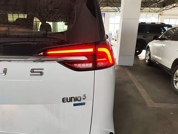 Maxus Euniq 5 2020 2020款 1.3T PLUG IN 精英版