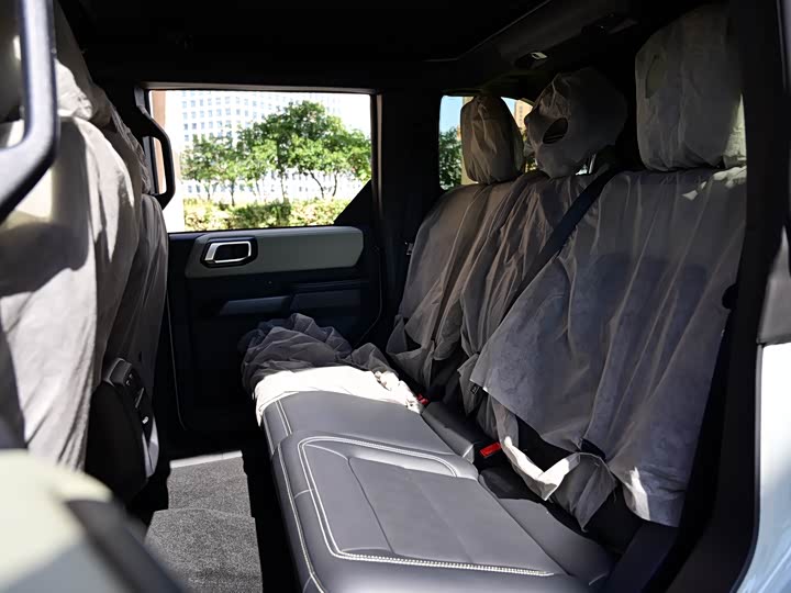 Ford Bronco 2024 2024款 2.3T 长滩大脚越野版