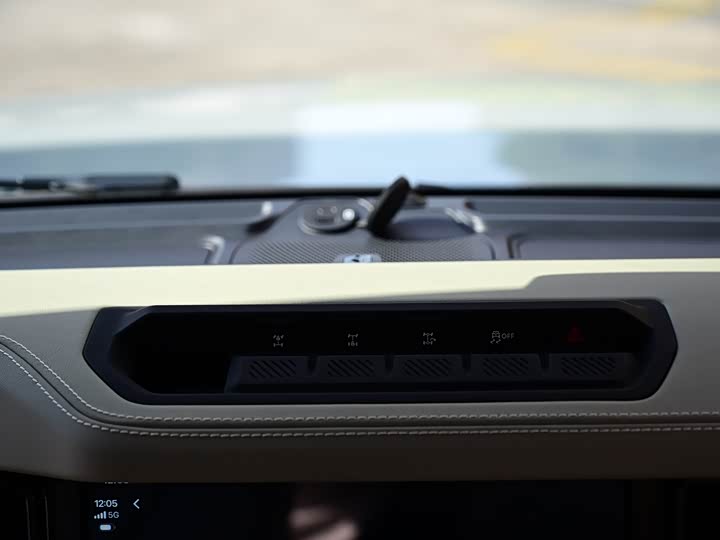 Ford Bronco 2024 2024款 2.3T 长滩大脚越野版