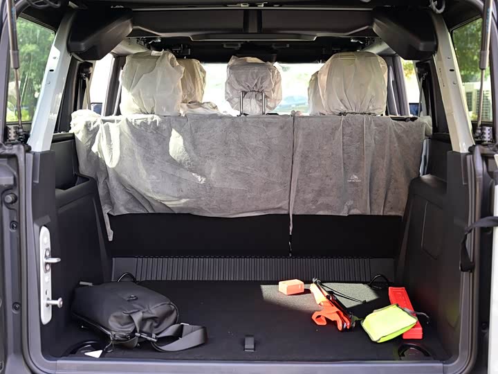 Ford Bronco 2024 2024款 2.3T 长滩大脚越野版